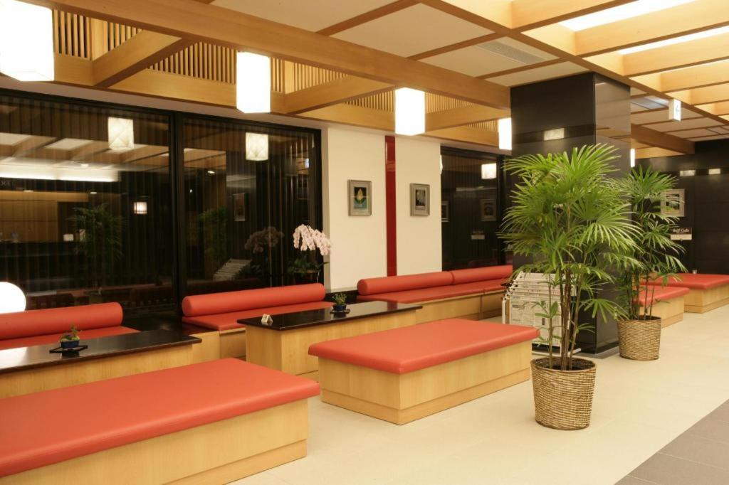 Hotel Route Inn Вадзима Экстерьер фото