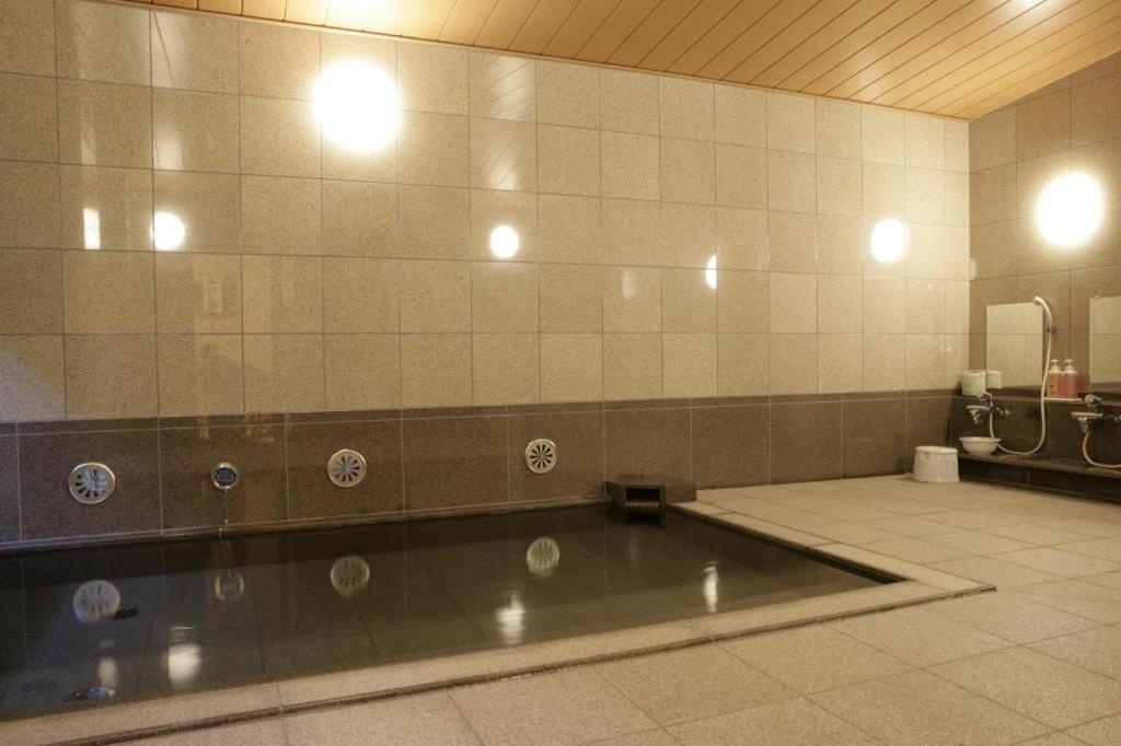 Hotel Route Inn Вадзима Экстерьер фото